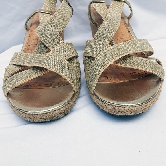 MERONA Gold Wedge Espadrilles Sandals | Size 11M w/Box - Picture 6 of 12